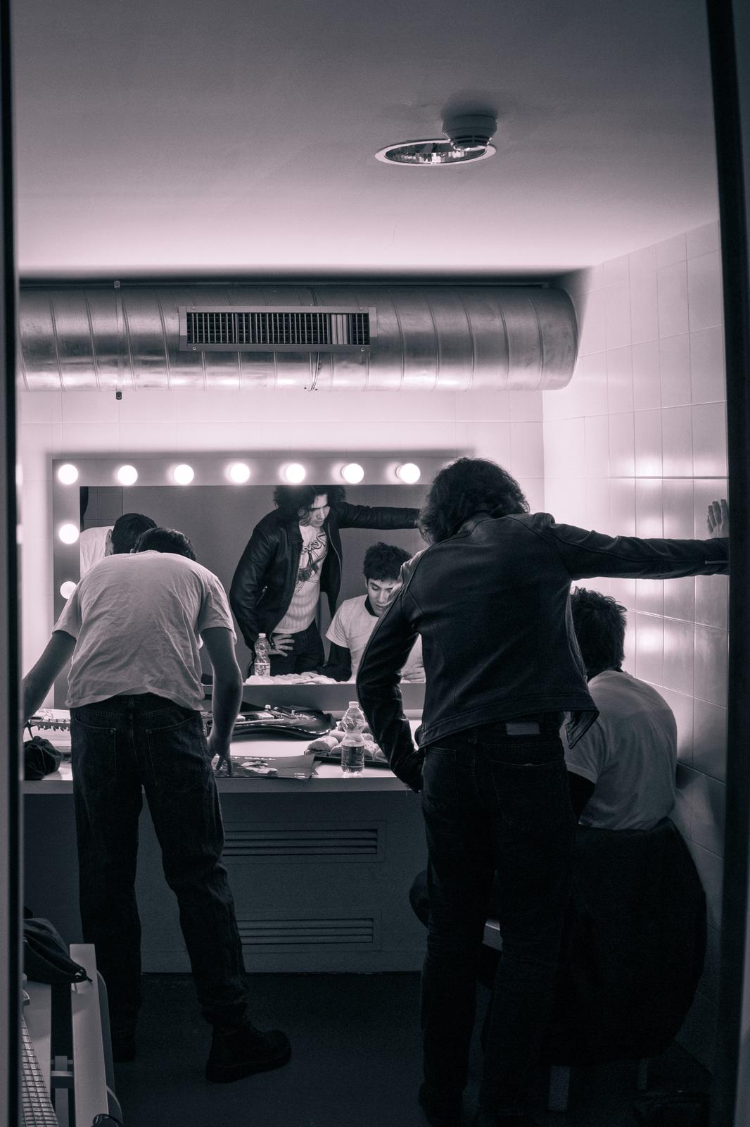 Soft Call alt rock band from barcelona backstage